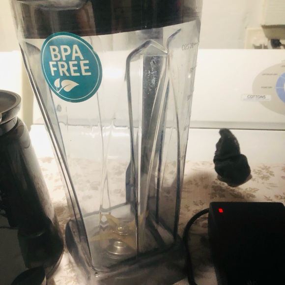 Clear BPA-Free Blender Container - Picture 5 of 5